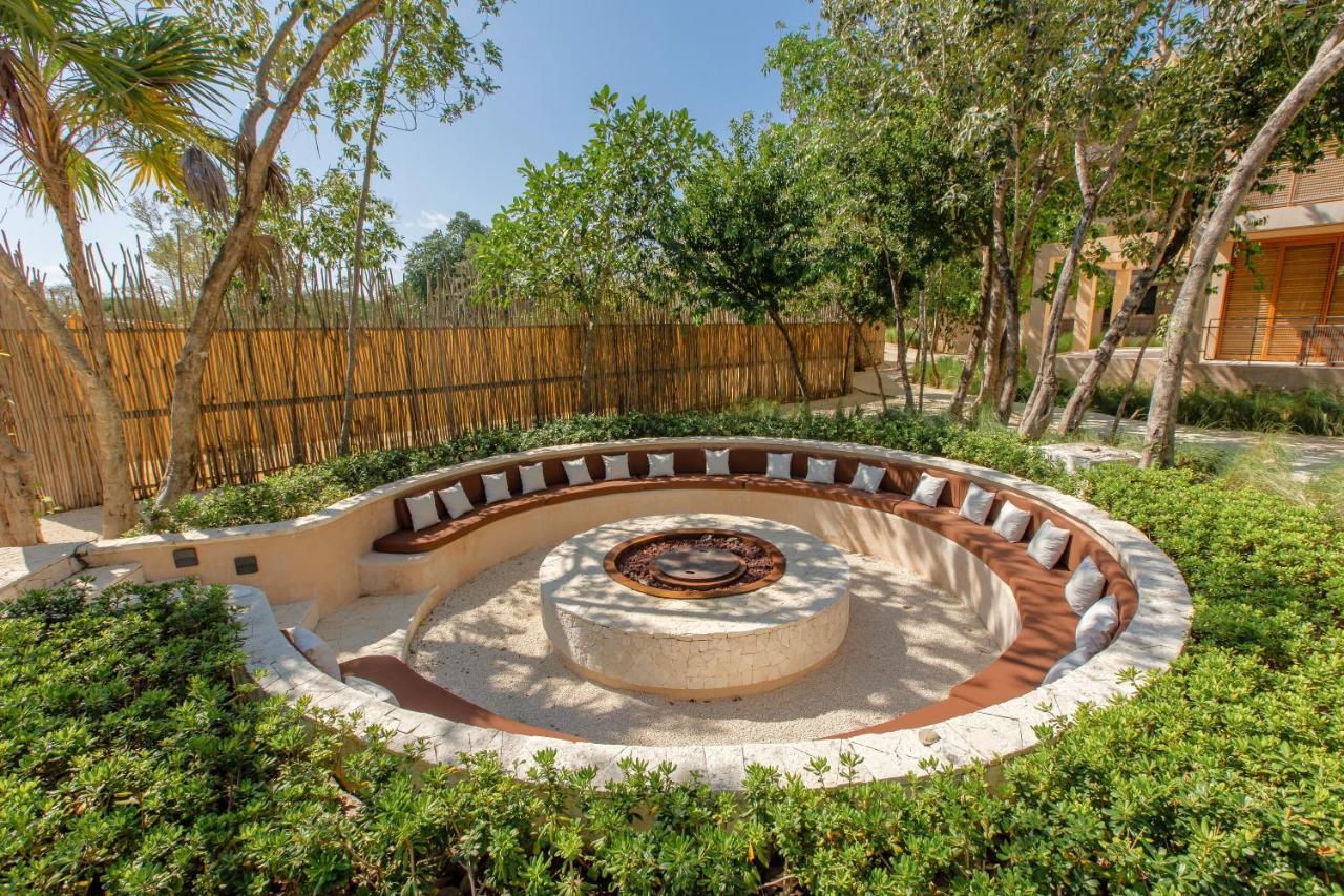 Lumina At The Village Luxury Residences In Corasol Playa del Carmen Bagian luar foto